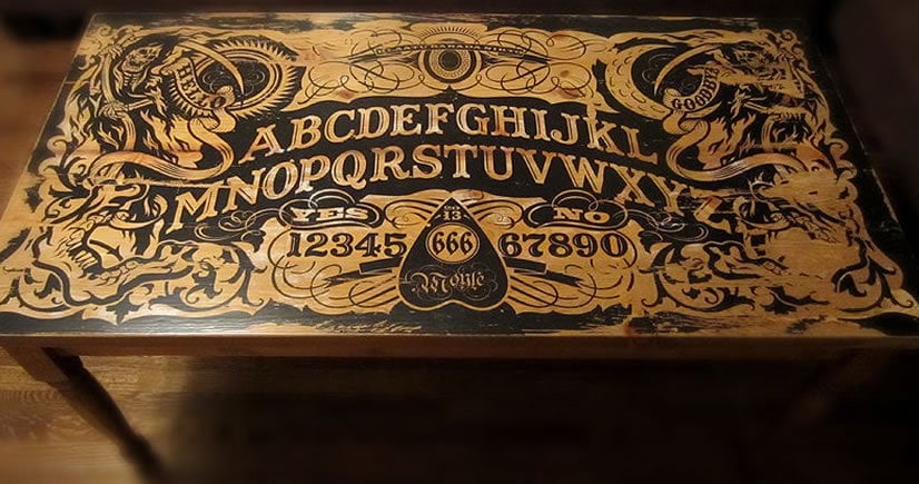 Simpatía por el Diablo: la tabla ouija en el imaginario colectivo