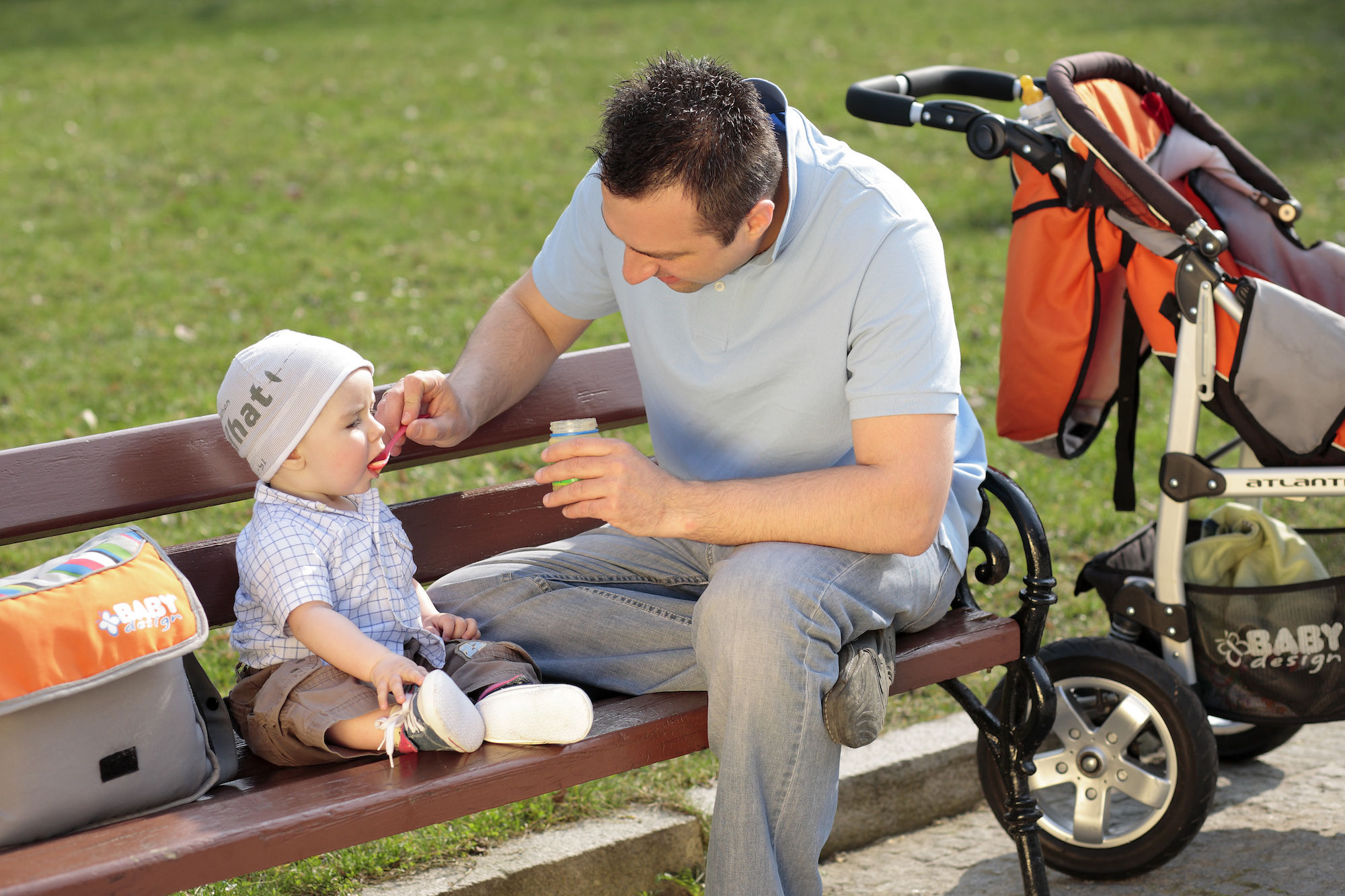 отец в декрете. папа в декрете. папа в декрете. мужчина в декрете. отпуска папу.