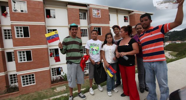 En seis meses más de 250 mil personas superaron la pobreza extrema en Venezuela