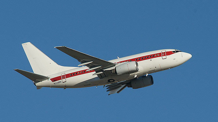 Gobierno de EE.UU. tiene una aerolínea secreta que realiza vuelos al Área 51