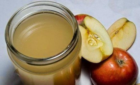 ¿Qué pasa cuando bebes vinagre de manzana y miel en las mañanas?