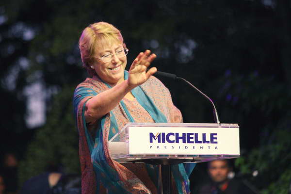 Detrás del nuevo subsidio a las forestales estaría el pago al financiamiento de la pre campaña de Bachelet