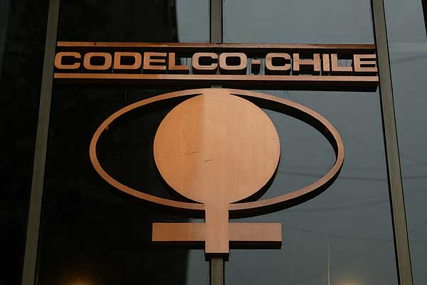 Diputado Melo (PS): “Codelco dejó de ser el sueldo de Chile y pasó a ser el sueldo único y exclusivo de las Fuerzas Armadas»