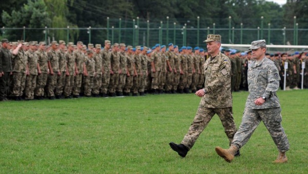 La OTAN amenaza la paz con maniobras militares en Ucrania
