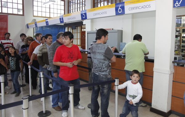 El Ciudadano Funcionarios del Registro Civil y Sename en