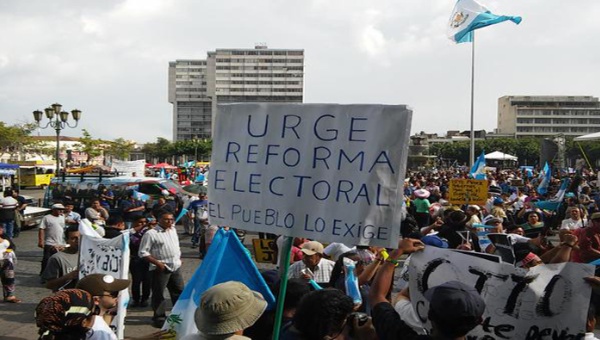 Protestan en Guatemala con conciertos contra el sistema político