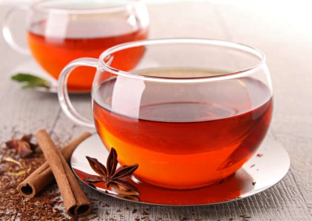 Estos 3 ingredientes en tu té impulsarán tus niveles de hierro