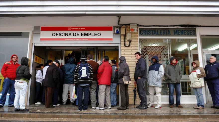 Más de 1,2 millones de trabajadores en España siguen sin empleo desde 2011