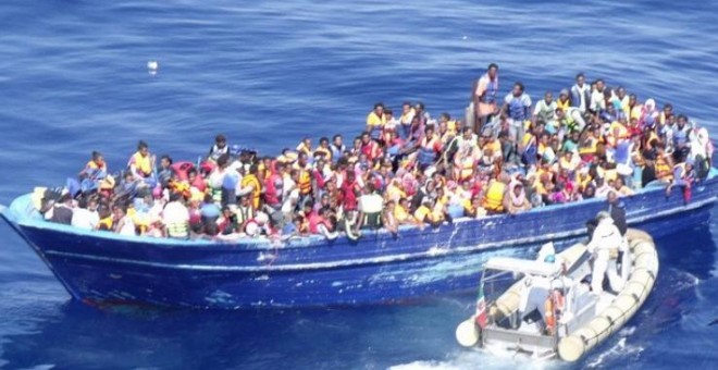 Rescatados en el Canal de Sicilia 4.400 inmigrantes a la deriva