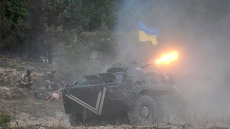 Putin, Merkel y Hollande abogan por un total alto el fuego en Donbass