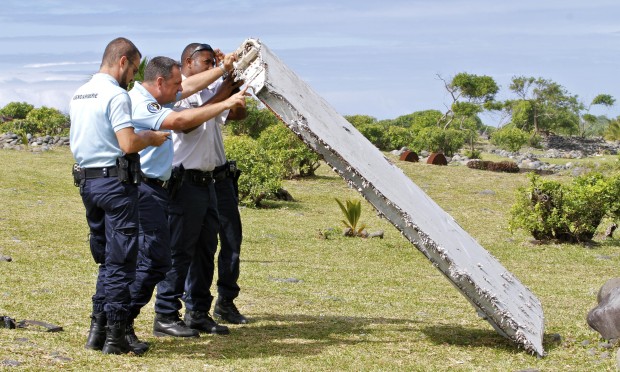 Se acabó el misterio: los restos hallados en la Isla Reunión pertenecen al MH370