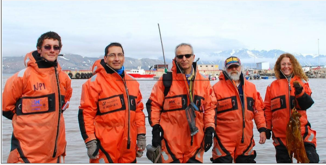Investigadores de la UACh desarrollan estudios sobre cambio climático en el Ártico
