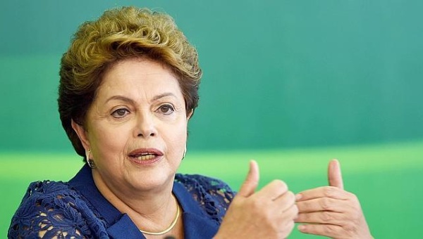 Brasil: Dilma Rousseff anuncia que luchará hasta que se respete la democracia