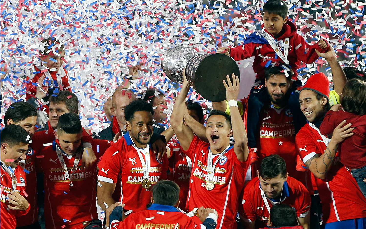 «Ruta de la copa» lleva el trofeo por todo Chile