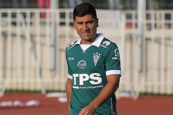 Dura crítica de David Pizarro a Wanderers