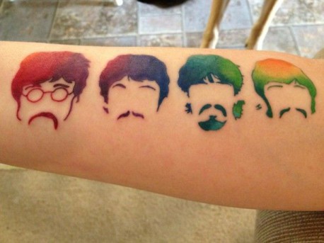 25 tatuajes inspirados en grandes bandas