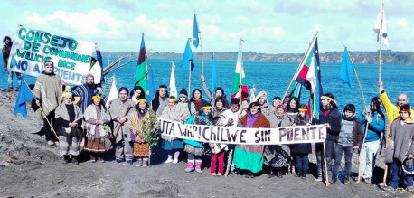Consejo Mapuche Williche realizó rito ancestral en rechazo a la construcción del puente en el Canal de Chacao