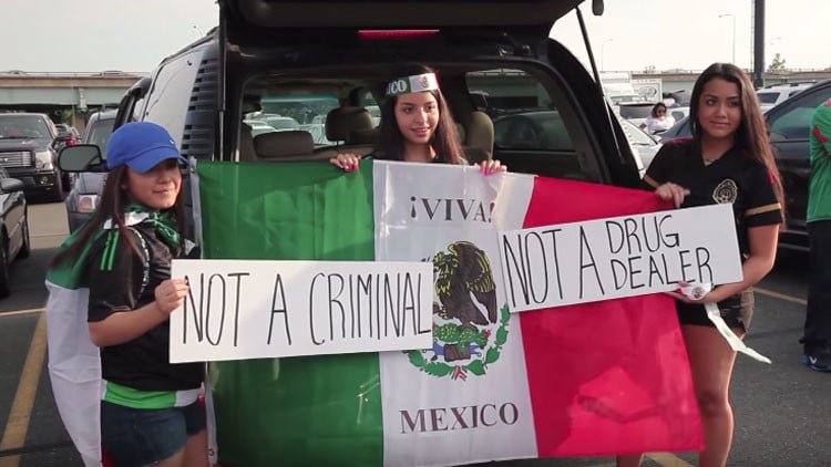«No soy un criminal»: Un inmigrante mexicano revoluciona la Red al contestar a Trump