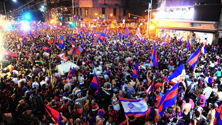 San Lorenzo: 20 mil hinchas se juntaron por la vuelta a Boedo