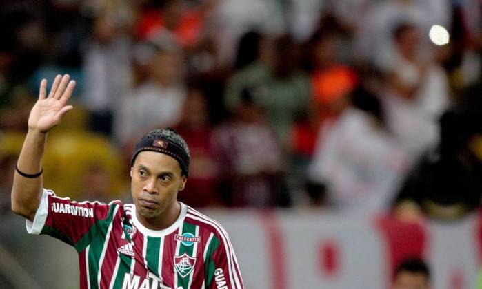 Fluminense rompió el contrato con Ronaldinho