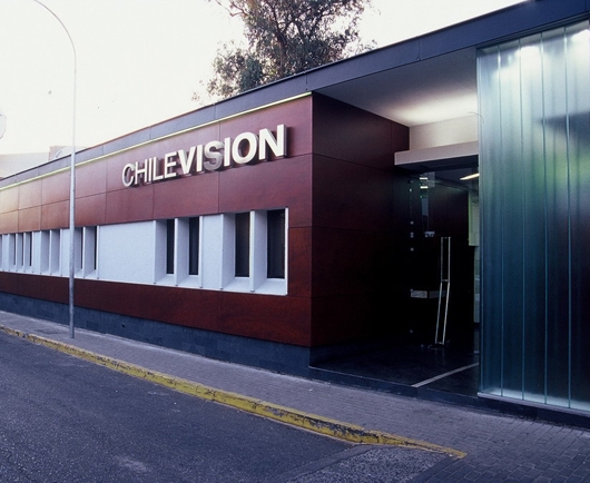 Sigue la crisis de tv criolla: 20 funcionarios de CHV despedidos