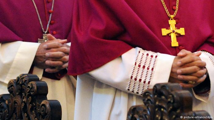 Purén: Suspenden a sacerdote por denuncia de abuso sexual ocurrido hace 27 años