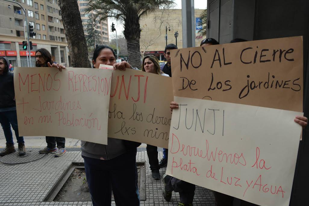 Anuncian cierre de jardines comunitarios autogestionados de Santiago Centro y San Bernardo