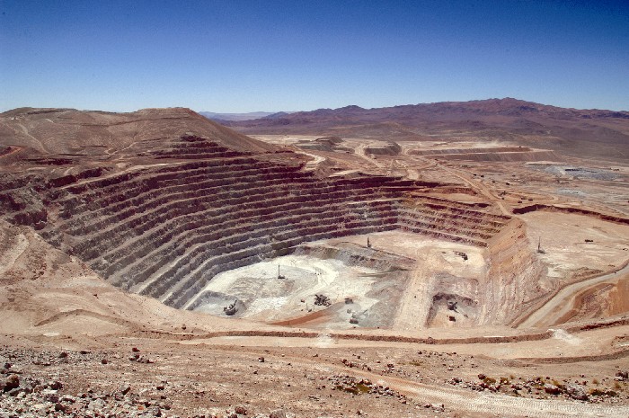 Condenan a Minera Escondida a pagar casi $4,5 millones por prácticas antisindicales