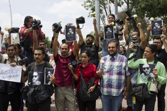 México: Reiteran pedido al presidente para que esclarezca asesinato del fotoperiodista Rubén Espinosa