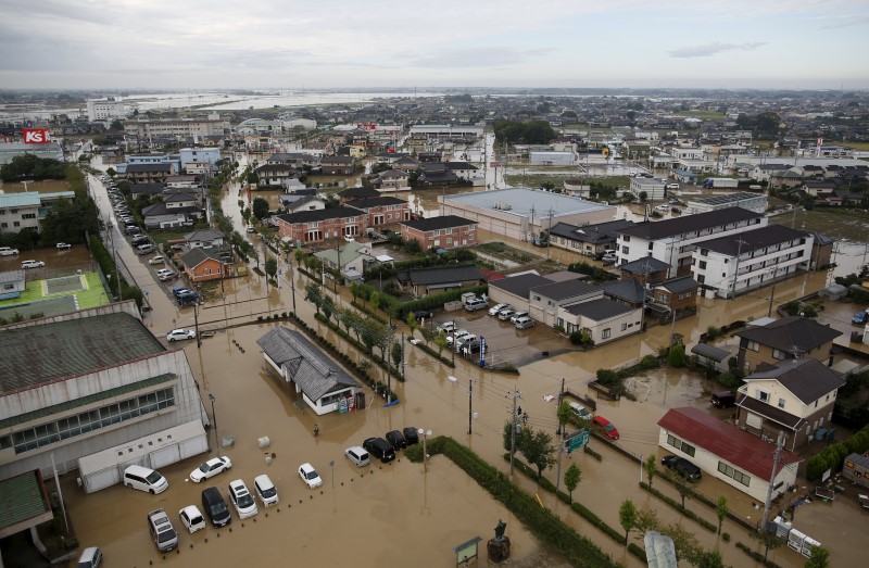 Tres muertos y 26 desaparecidos dejan lluvias en Japón