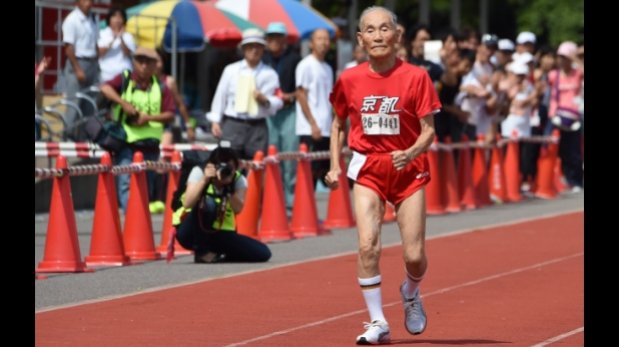 Japonés batió récord mundial en 100 metros planos para mayores de 105 años