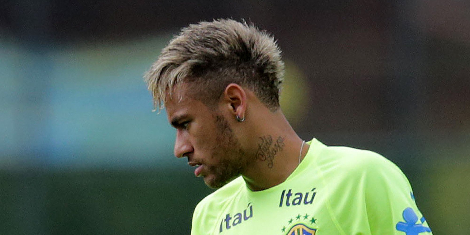 Justicia brasileña embarga bienes a Neymar por deudas tributarias