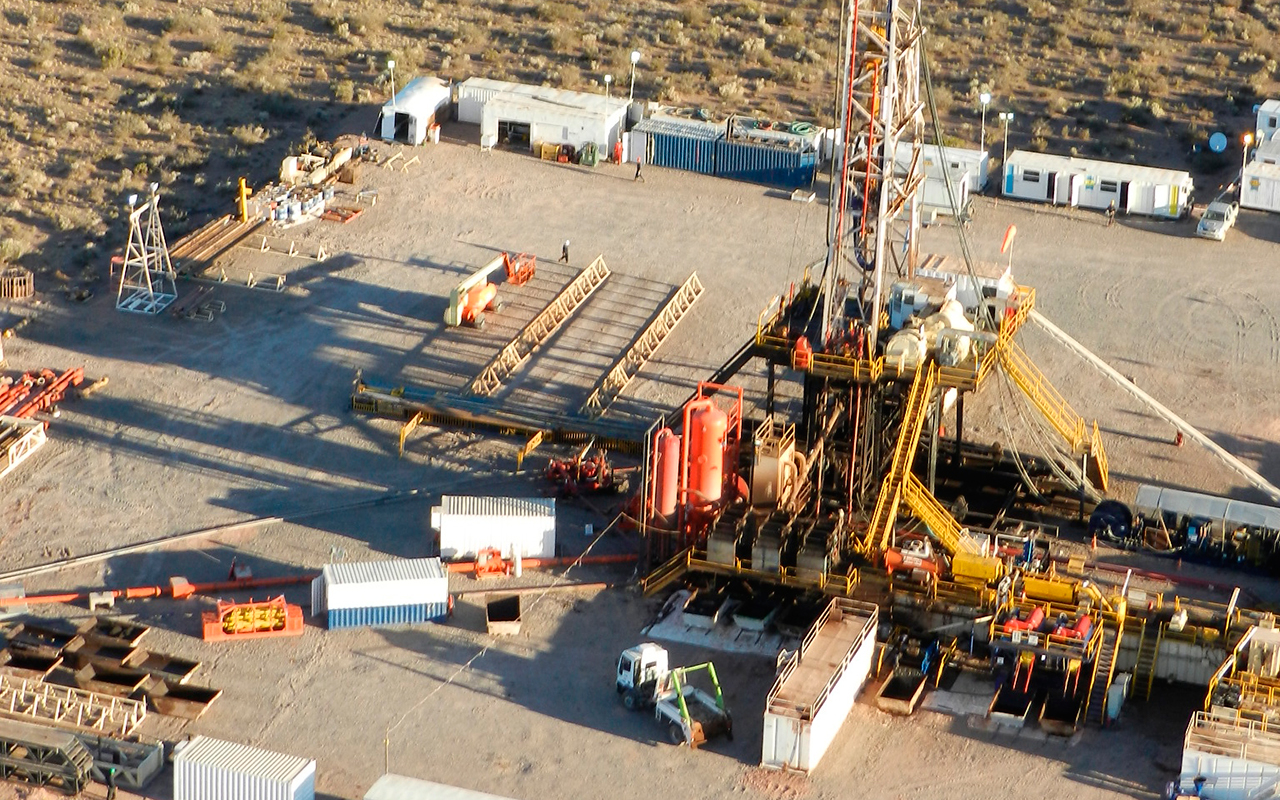 Comunidad Mapuche toma un Pozo petrolero en Neuquén