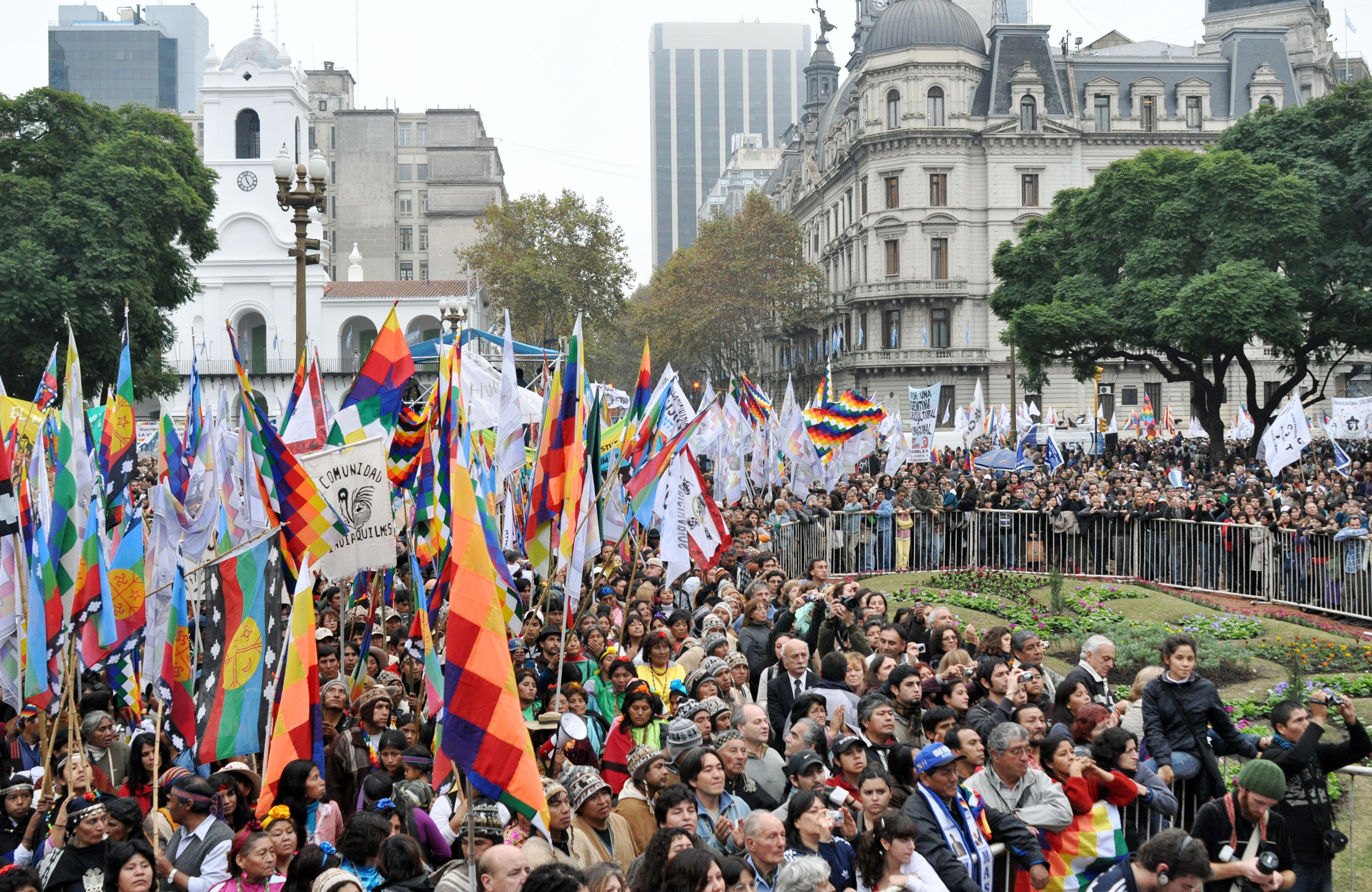 Los pueblos originarios de Argentina debatieron en Buenos Aires por la justicia y el medio ambiente