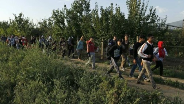 Más de 3 mil refugiados sirios llegan a Austria desde Hungría