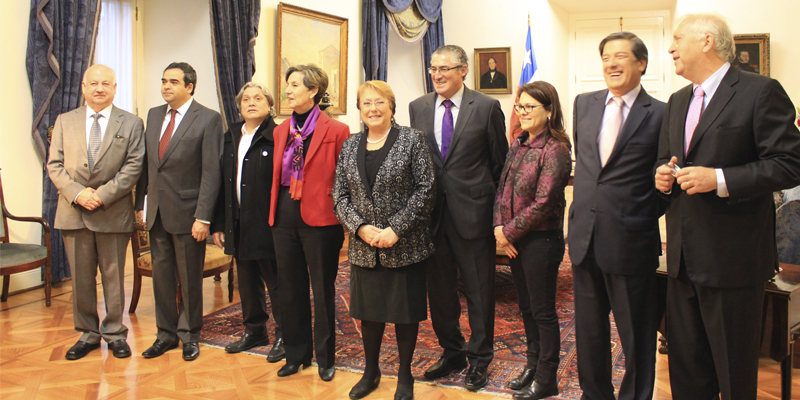 Bachelet se reúne con presidentes de la Nueva Mayoría