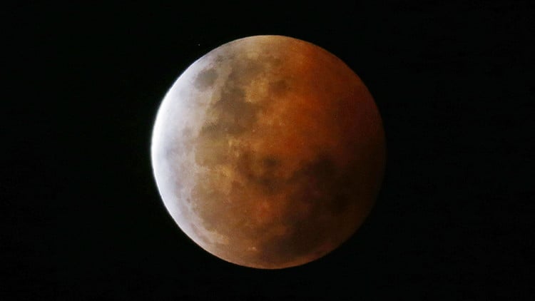 La superluna de sangre iluminará el cielo este septiembre