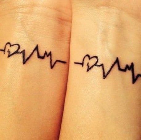 15 hermosos tatuajes para hacerte con tu pareja