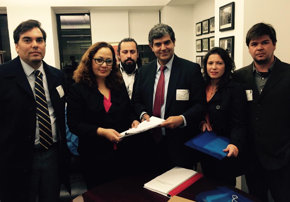 Delegación de periodistas denuncia al Estado de Chile ante la Comisión Interamericana de Derechos Humanos (CIDH)