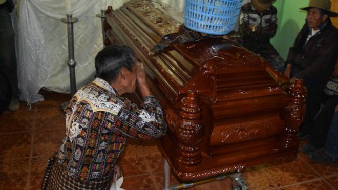 Linchan y queman vivo a alcalde en Guatemala