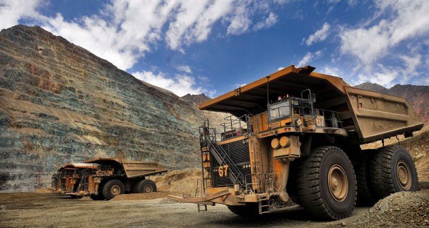 Antofagasta Minerals del Grupo Luksic anuncia despido del 7 por ciento de sus trabajadores «por ajustes»