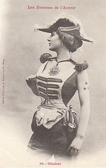 Las “mujeres del futuro” según tarjetas de 1902 (FOTOS)