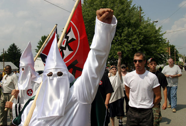 Anonymous anunció que desenmascarará a 1000 miembros del Ku Kux Klan