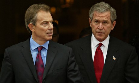 Bush y Blair acordaron invadir Irak un año antes de que comenzara la guerra