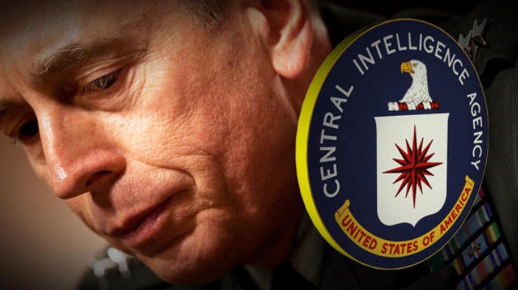 Ex director de la CIA no quiso hablar de sus vínculos con Agustín Edwards (VIDEO)