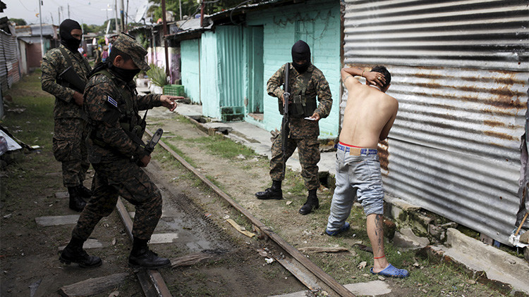 ¿Por qué las pandillas salvadoreñas cometen sus crímenes cada vez con mayor crueldad?