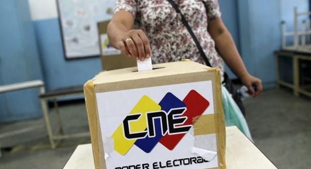 Venezolanos ratifican su compromiso con la democracia en simulacro electoral