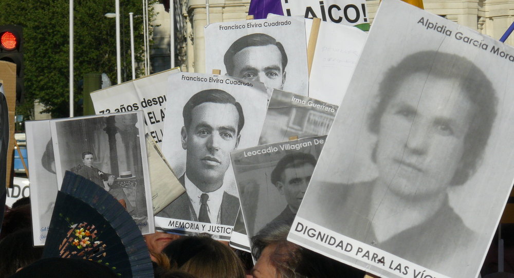 España: Víctimas del franquismo piden a los partidos acabar con la impunidad