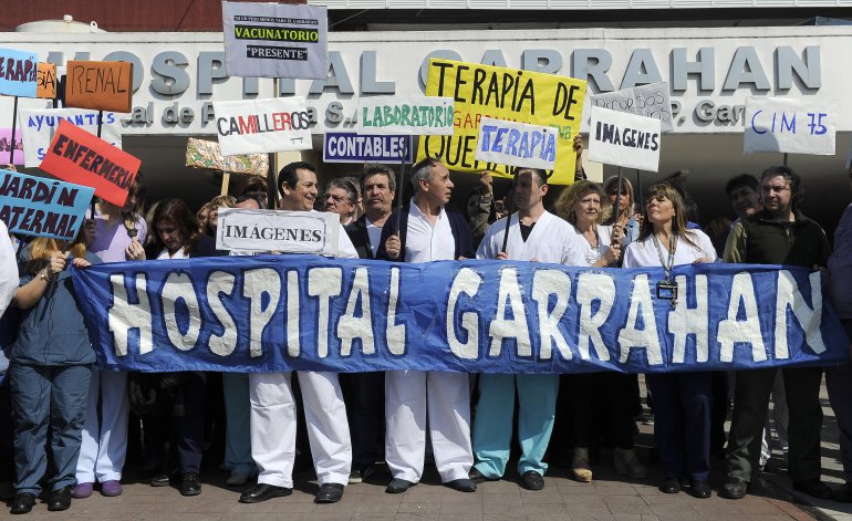 “Ni un peso menos”: nuevo abrazo al Hospital Garrahan para frenar el ajuste del PRO