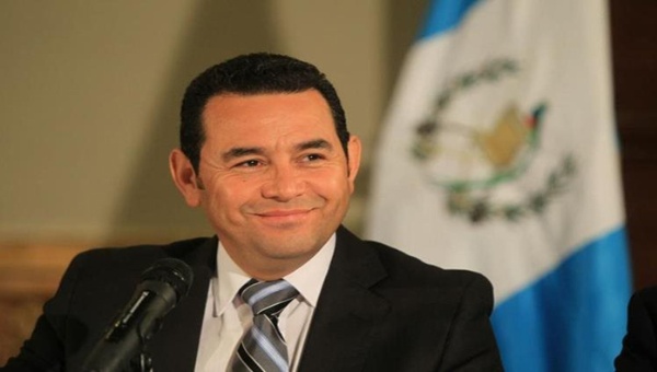 Morales prepara proceso de transición de gobierno en Guatemala